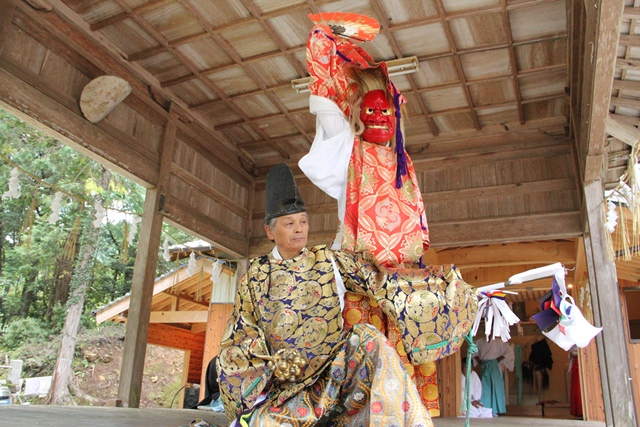 岩屋神楽講1