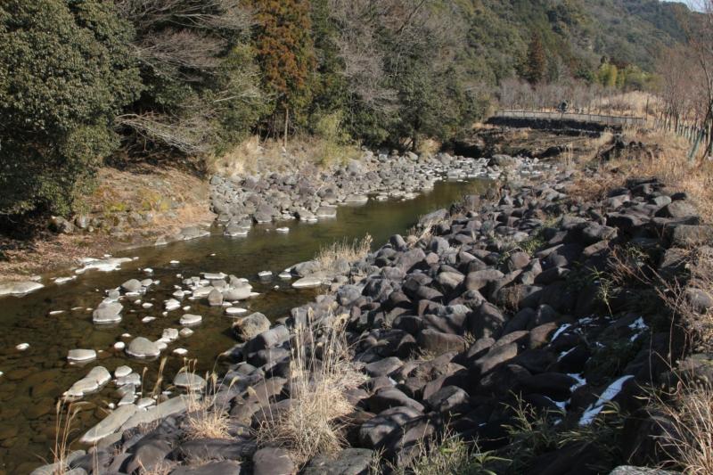 岩岳川の河川公園5