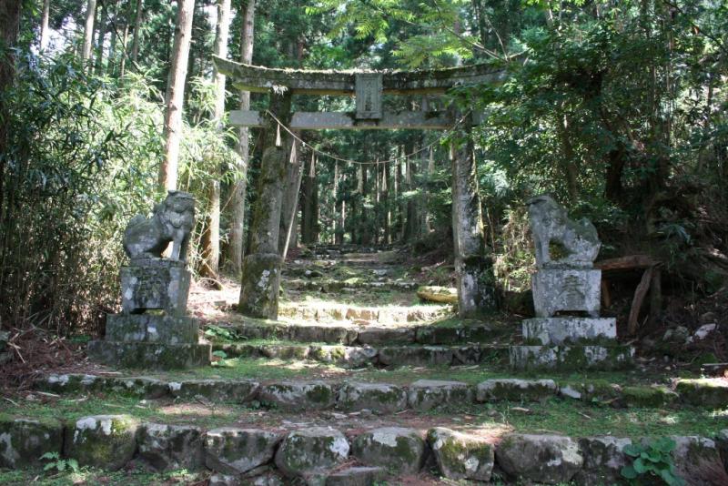 鳥居